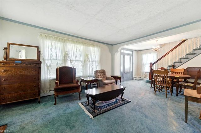 208 Little Florida RD, Poquoson, VA 23662