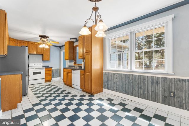 1075 SUN VALLEY DR, Annapolis, MD 21409
