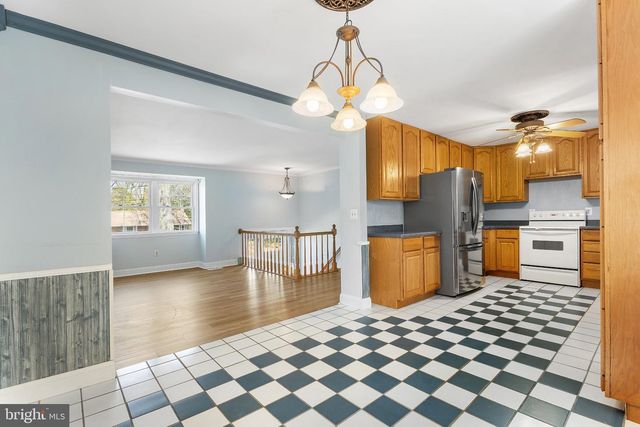 1075 SUN VALLEY DR, Annapolis, MD 21409