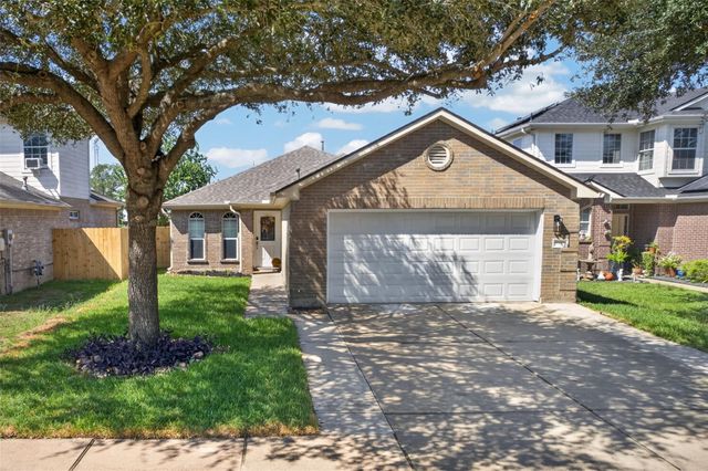 5107 Royal Cypress Drive, Katy, TX 77449
