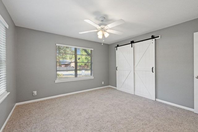 2411 S 6th ST, Austin, TX 78704