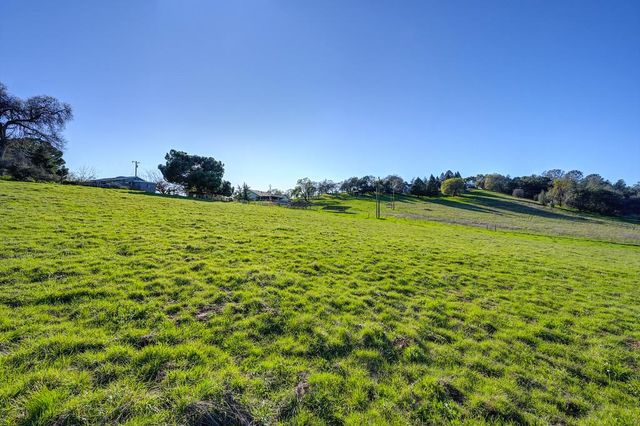 3901 Luneman, Placerville, CA 95667