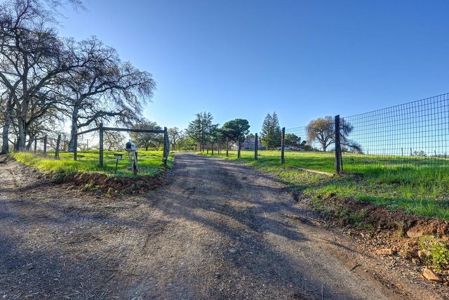 3901 Luneman, Placerville, CA 95667