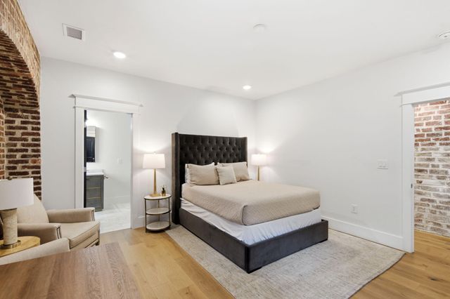 44 State Street A, Charleston, SC 29401
