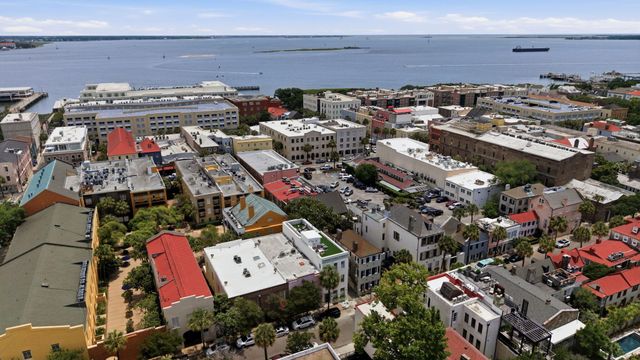 44 State Street A, Charleston, SC 29401