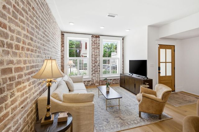 44 State Street A, Charleston, SC 29401