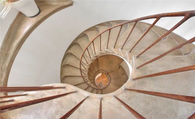 1602 The Strand, Hermosa Beach, CA 90254