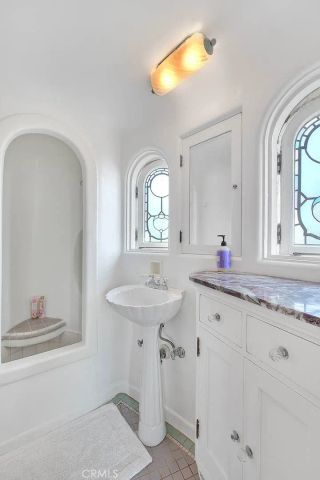 1602 The Strand, Hermosa Beach, CA 90254