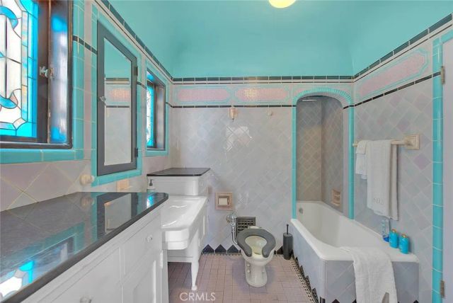 1602 The Strand, Hermosa Beach, CA 90254