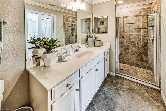 9572 Trevi CT 5015, Naples, FL 34113