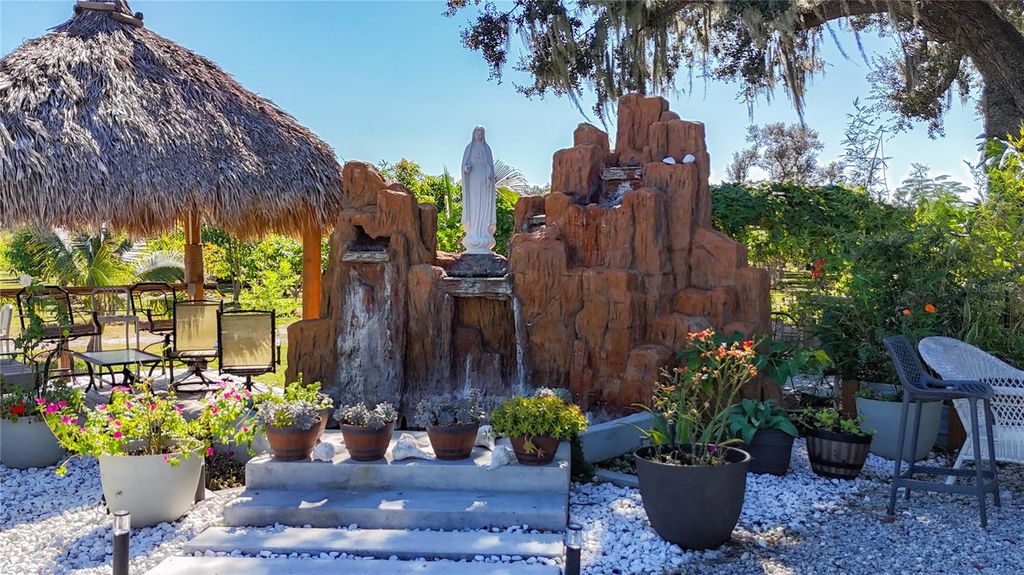 Image 28 of property listing at 21552 E STATE ROAD 64, Bradenton, FL 34212