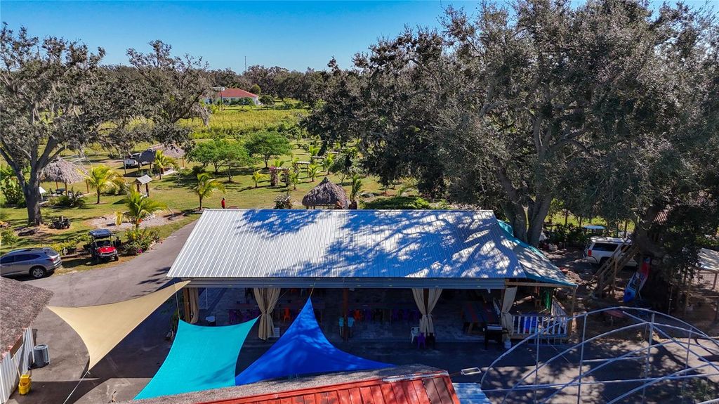 Image 31 of property listing at 21552 E STATE ROAD 64, Bradenton, FL 34212