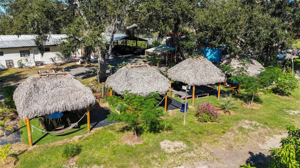 Image 35 of property listing at 21552 E STATE ROAD 64, Bradenton, FL 34212