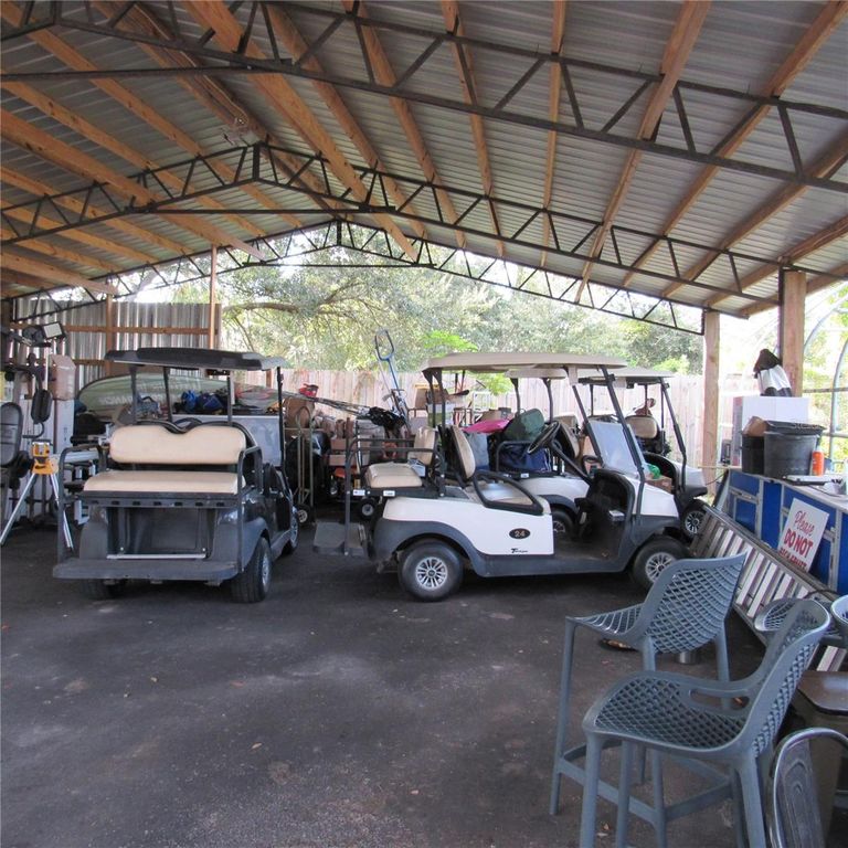 Image 49 of property listing at 21552 E STATE ROAD 64, Bradenton, FL 34212