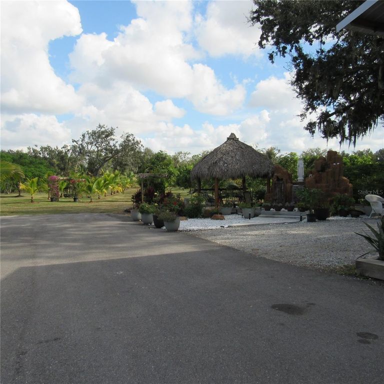 Image 59 of property listing at 21552 E STATE ROAD 64, Bradenton, FL 34212
