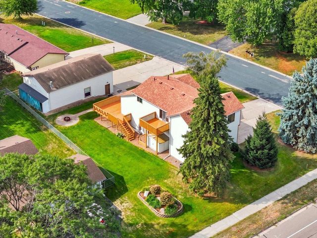 8006 Cooper Avenue, Inver Grove Heights, MN 55076