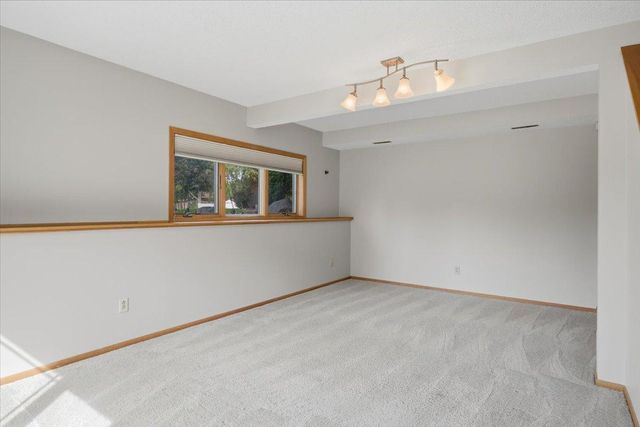 8006 Cooper Avenue, Inver Grove Heights, MN 55076