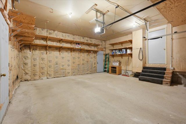 8006 Cooper Avenue, Inver Grove Heights, MN 55076