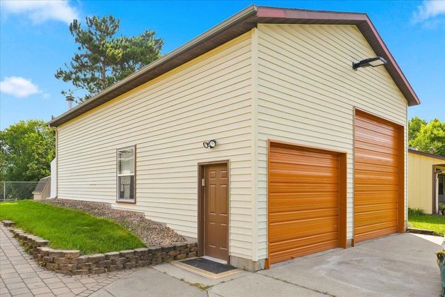 8006 Cooper Avenue, Inver Grove Heights, MN 55076