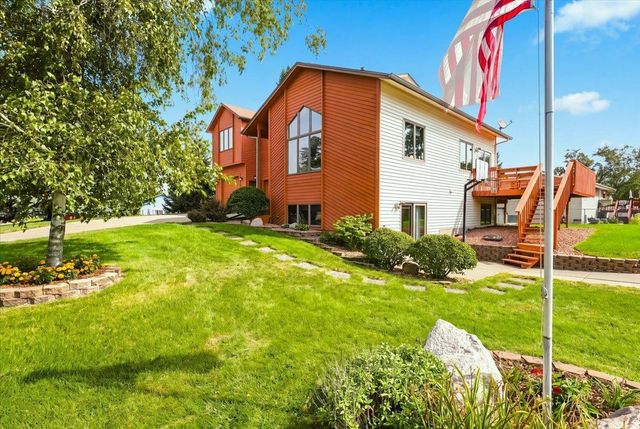8006 Cooper Avenue, Inver Grove Heights, MN 55076