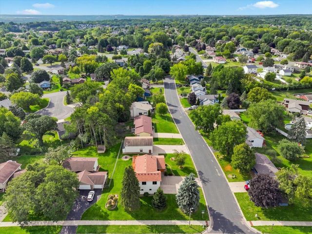 8006 Cooper Avenue, Inver Grove Heights, MN 55076
