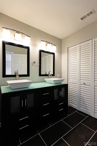 3321 Bromley Lane, Aurora, IL 60502