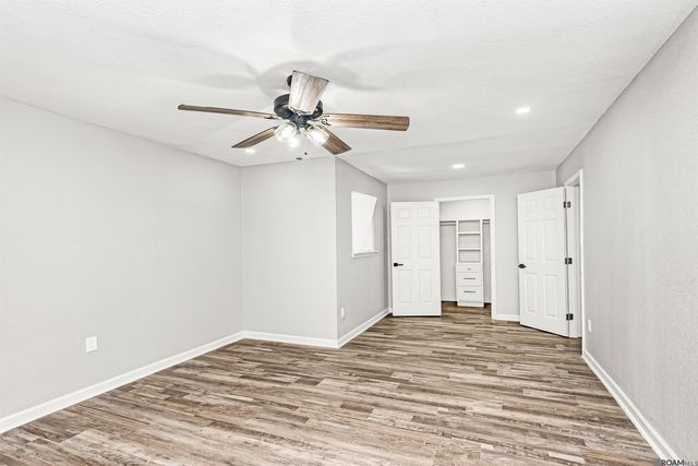 6214 Buckeye Dr, Baton Rouge, LA 70812