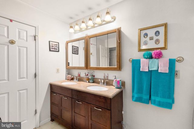 12215 MARC LN, Glen Arm, MD 21057