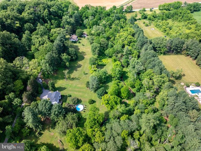 12215 MARC LN, Glen Arm, MD 21057