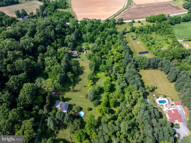 12215 MARC LN, Glen Arm, MD 21057