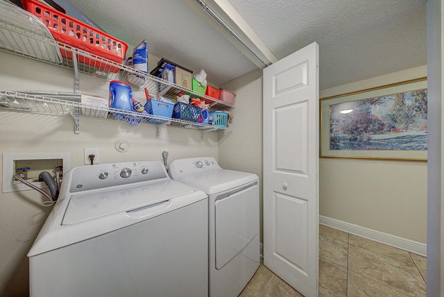 7650 Tahiti Lane 105, Lake Worth, FL 33467