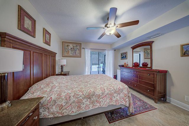 7650 Tahiti Lane 105, Lake Worth, FL 33467