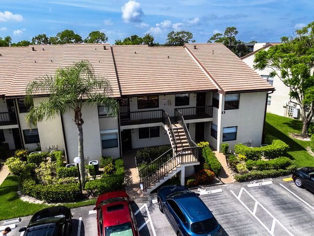 7650 Tahiti Lane 105, Lake Worth, FL 33467