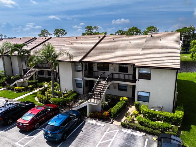 7650 Tahiti Lane 105, Lake Worth, FL 33467