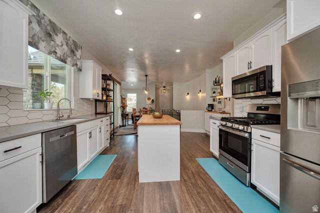 11578 S HARVEST RAIN AVE, South Jordan, UT 84009