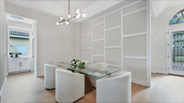 8330 ABINGDON COURT, University Park, FL 34201