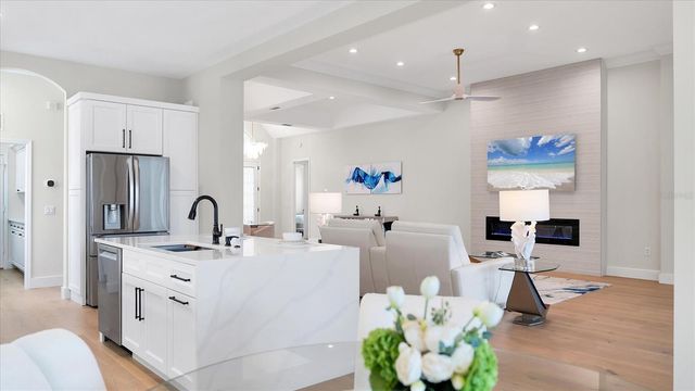 8330 ABINGDON COURT, University Park, FL 34201