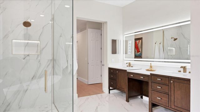 8330 ABINGDON COURT, University Park, FL 34201