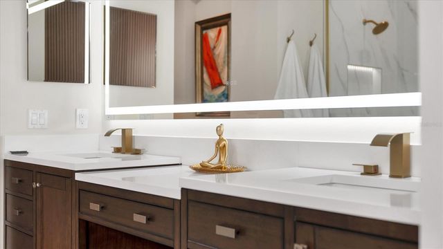 8330 ABINGDON COURT, University Park, FL 34201