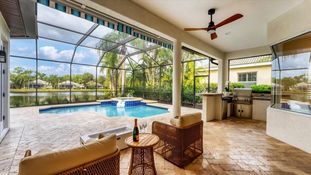 8330 ABINGDON COURT, University Park, FL 34201