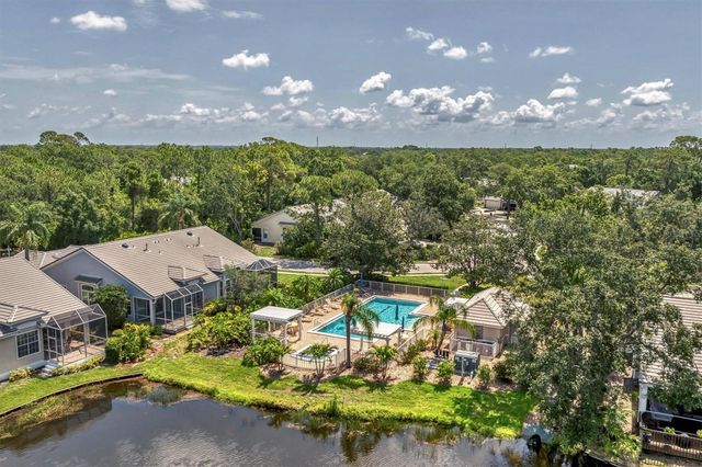 8330 ABINGDON COURT, University Park, FL 34201