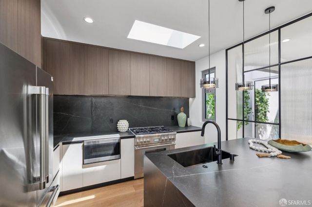 722 17th Avenue, San Francisco, CA 94121