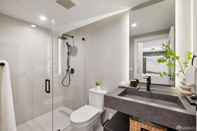 722 17th Avenue, San Francisco, CA 94121