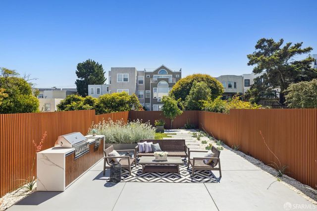 722 17th Avenue, San Francisco, CA 94121