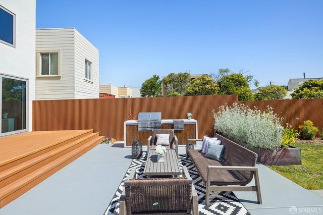 722 17th Avenue, San Francisco, CA 94121