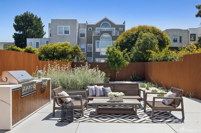 722 17th Avenue, San Francisco, CA 94121