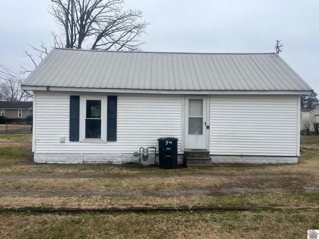 2032 Center St., Paducah, KY 42003