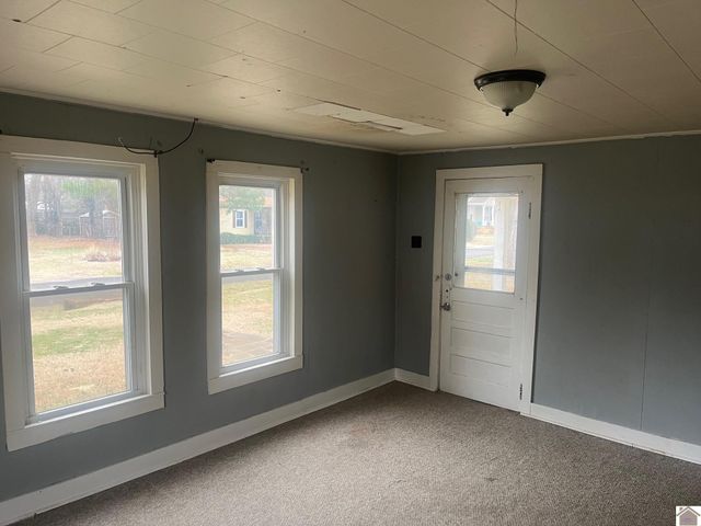 2032 Center St., Paducah, KY 42003