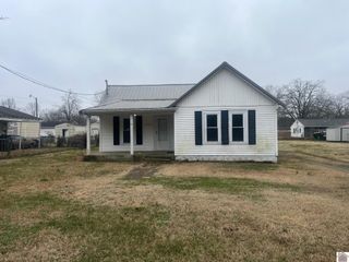 2032 Center St., Paducah, KY 42003