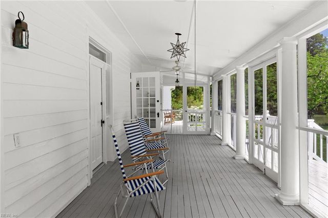 5523 White Hall RD, Gloucester, VA 23061